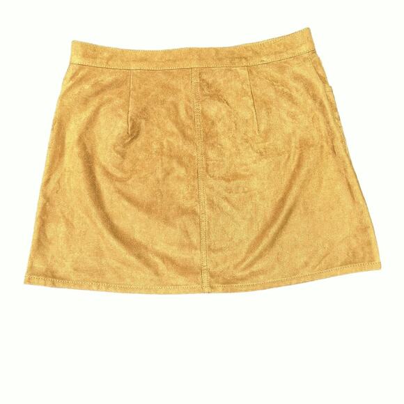 Express Jeans Tan Faux Suede Button Front Mini Skirt - Picture 3 of 5